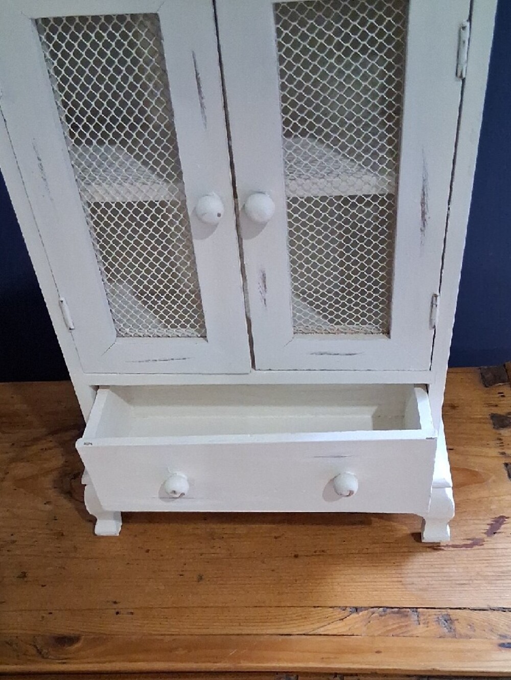 Distressed White Shabby Chic Cabinet 8 1/2"wide,14"tall,3 1/2" d - Picture 3 of 4